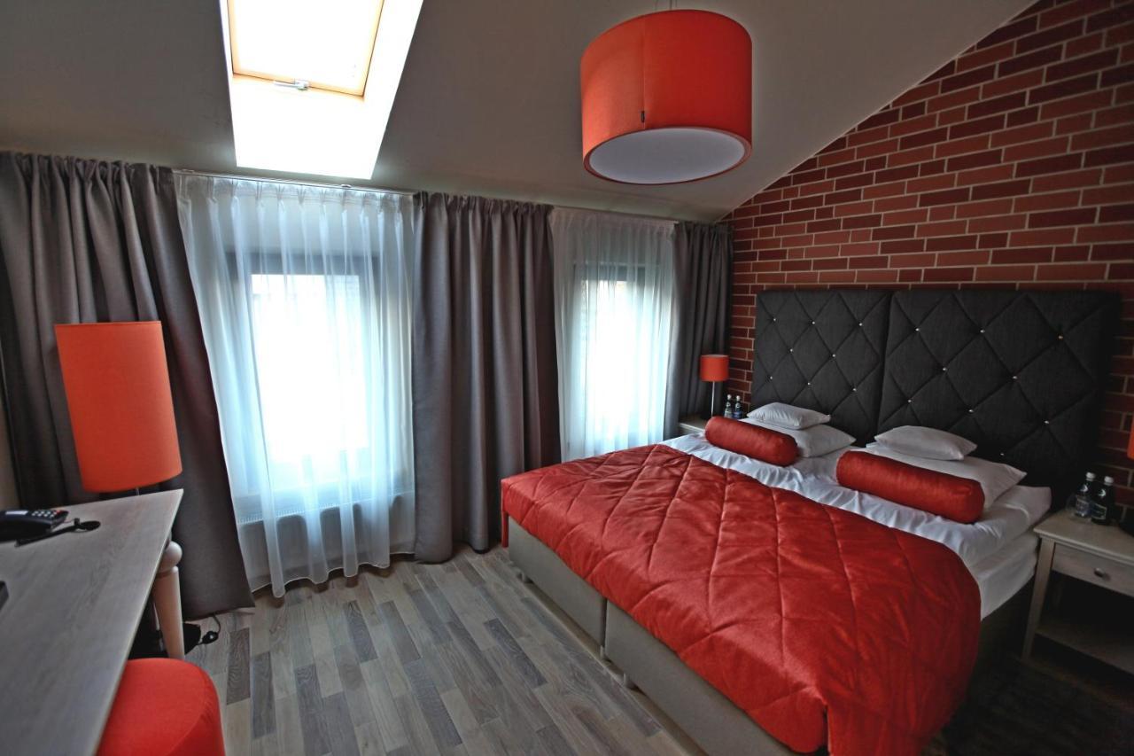 Hotel Browar Koscierzyna Bagian luar foto