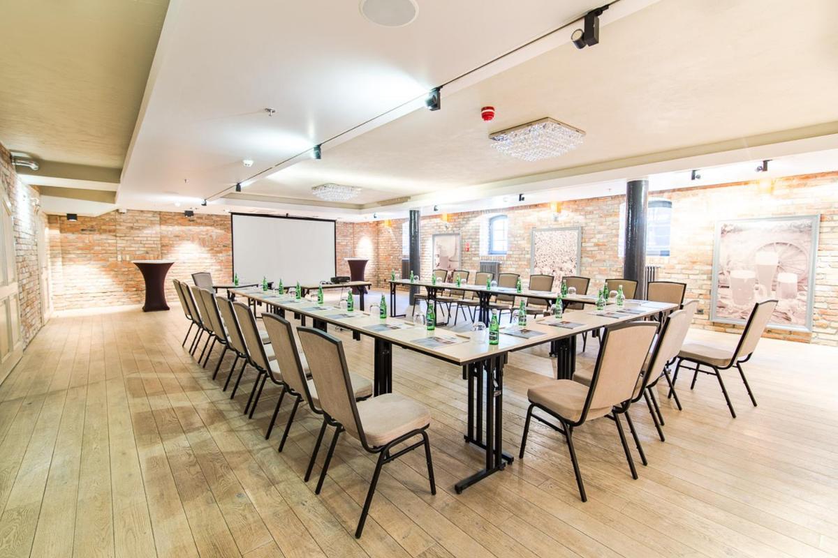 Hotel Browar Koscierzyna Bagian luar foto